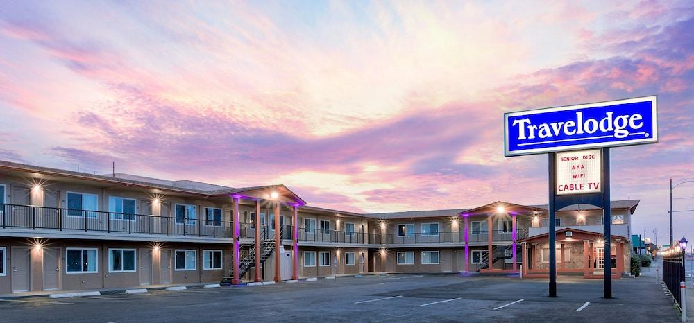 Travelodge By Wyndham Юрика Екстер'єр фото